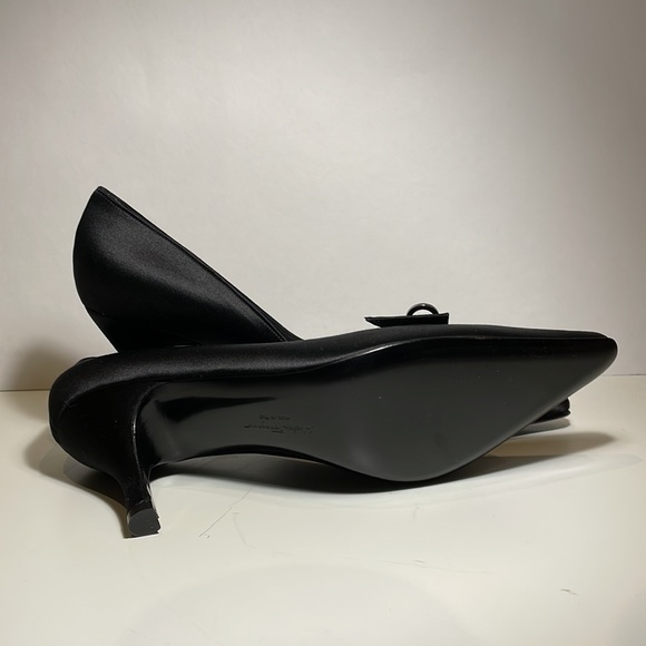 Salvatore Ferragamo Black Pumps - Picture 4 of 6